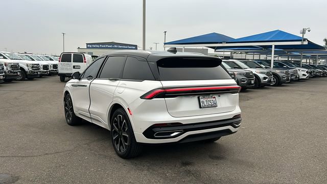 Used 2024 Lincoln Nautilus Reserve image 5