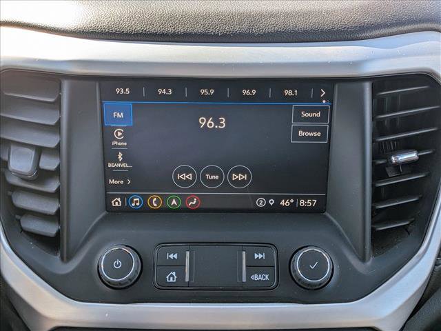 Used 2023 GMC Acadia SLT image 12