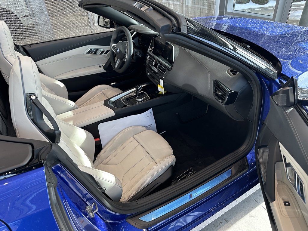 New 2026 BMW Z4 sDrive30i w/ Premium Package image 15