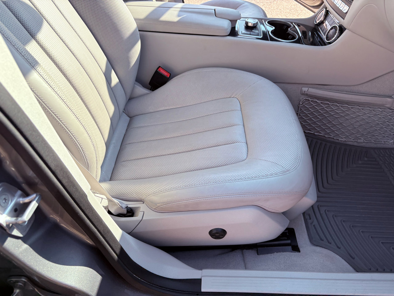 Used 2012 Mercedes-Benz CLS 550 image 27