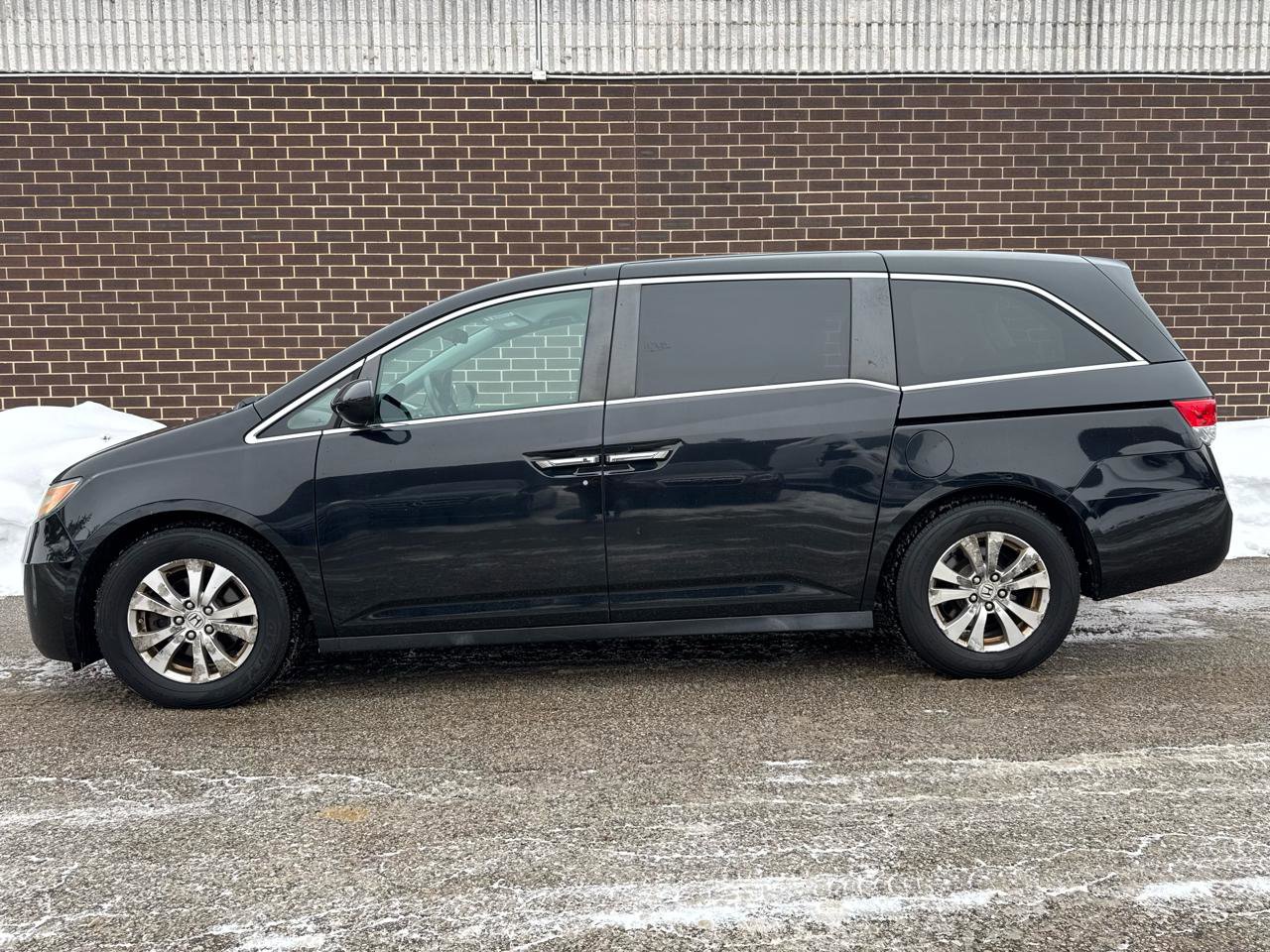 Used 2015 Honda Odyssey EX image 28