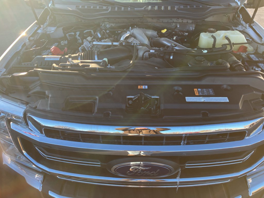 Used 2022 Ford F250 Lariat w/ Chrome Package image 38