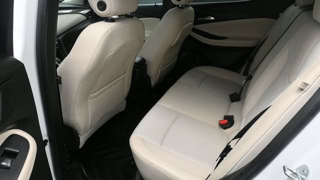 Used 2023 Buick Encore GX Preferred w/ Cold Weather Comfort Package AWD/4WD image 13