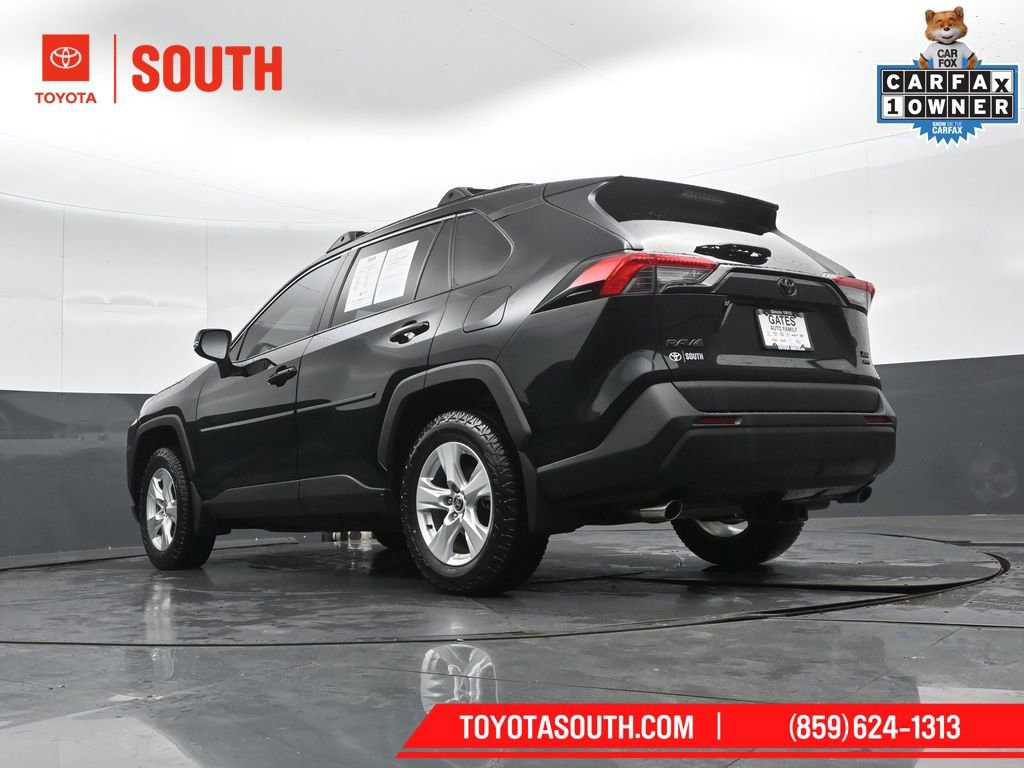 Used 2021 Toyota RAV4 XLE w/ Convenience Package image 38