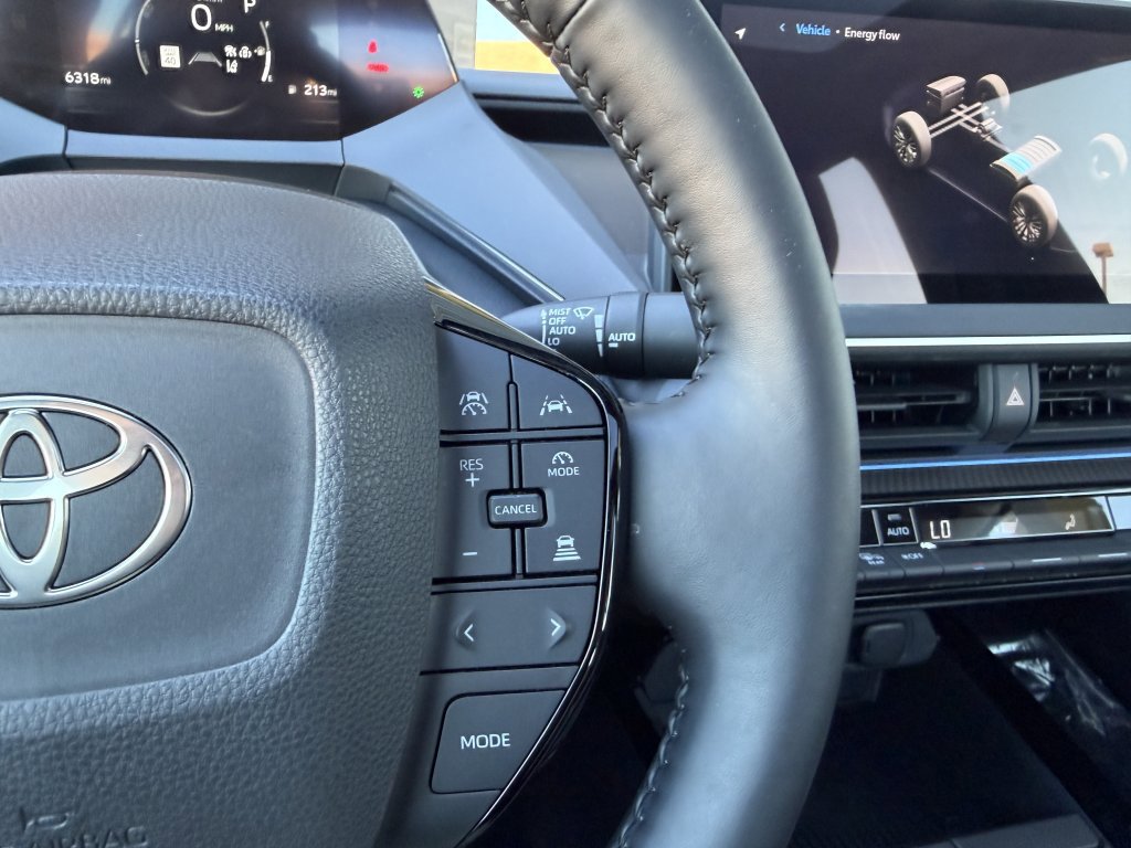 Used 2024 Toyota Prius XLE image 27