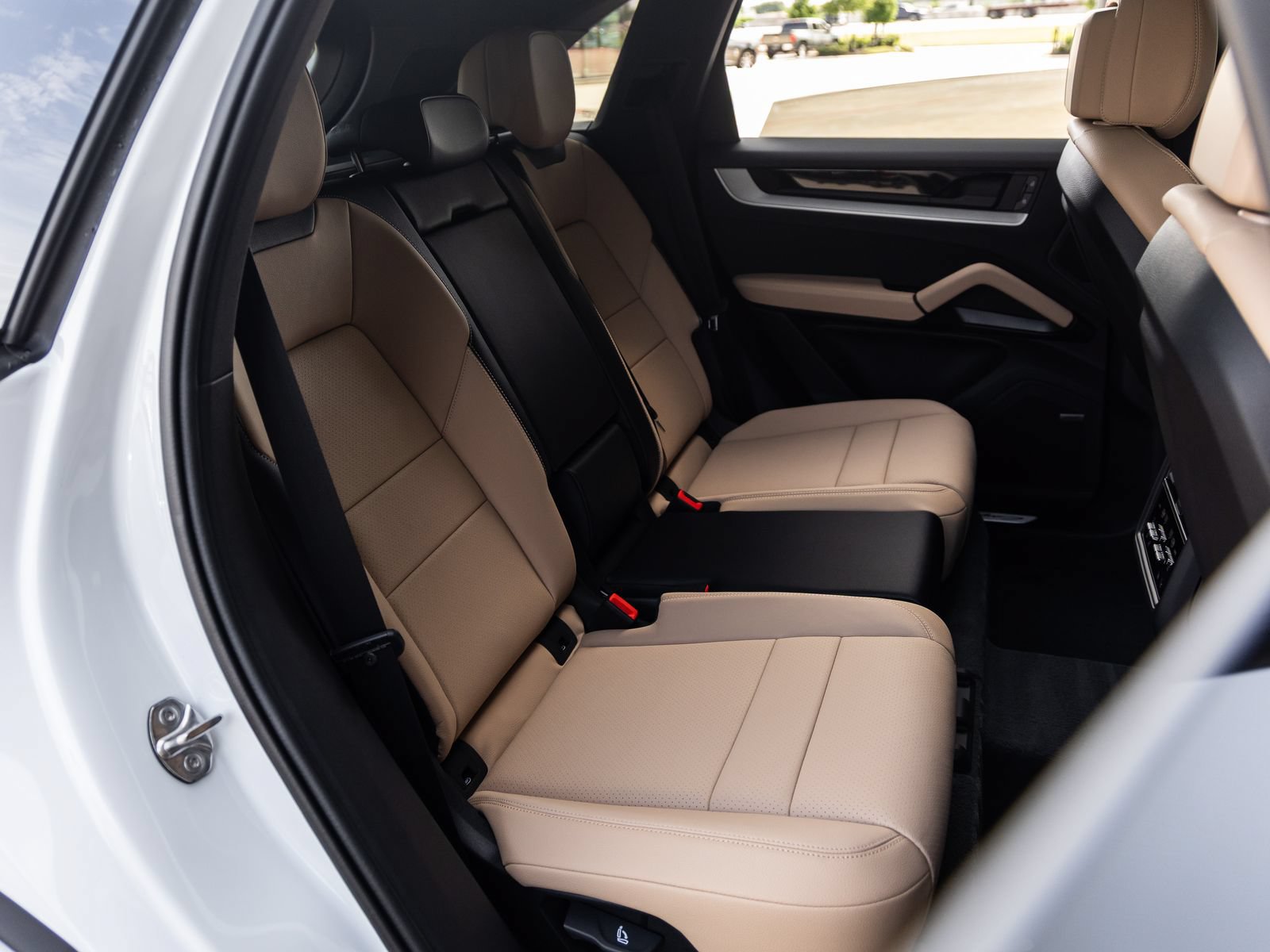 New 2026 Porsche Cayenne AWD/4WD image 40