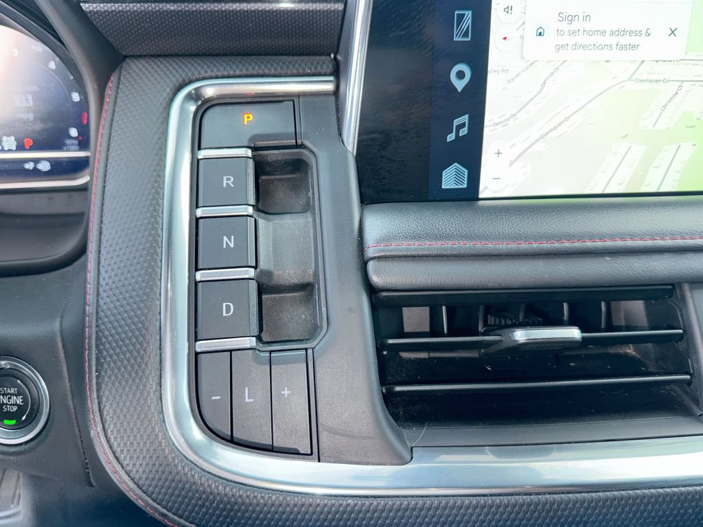 Used 2023 Chevrolet Suburban RST AWD/4WD image 23