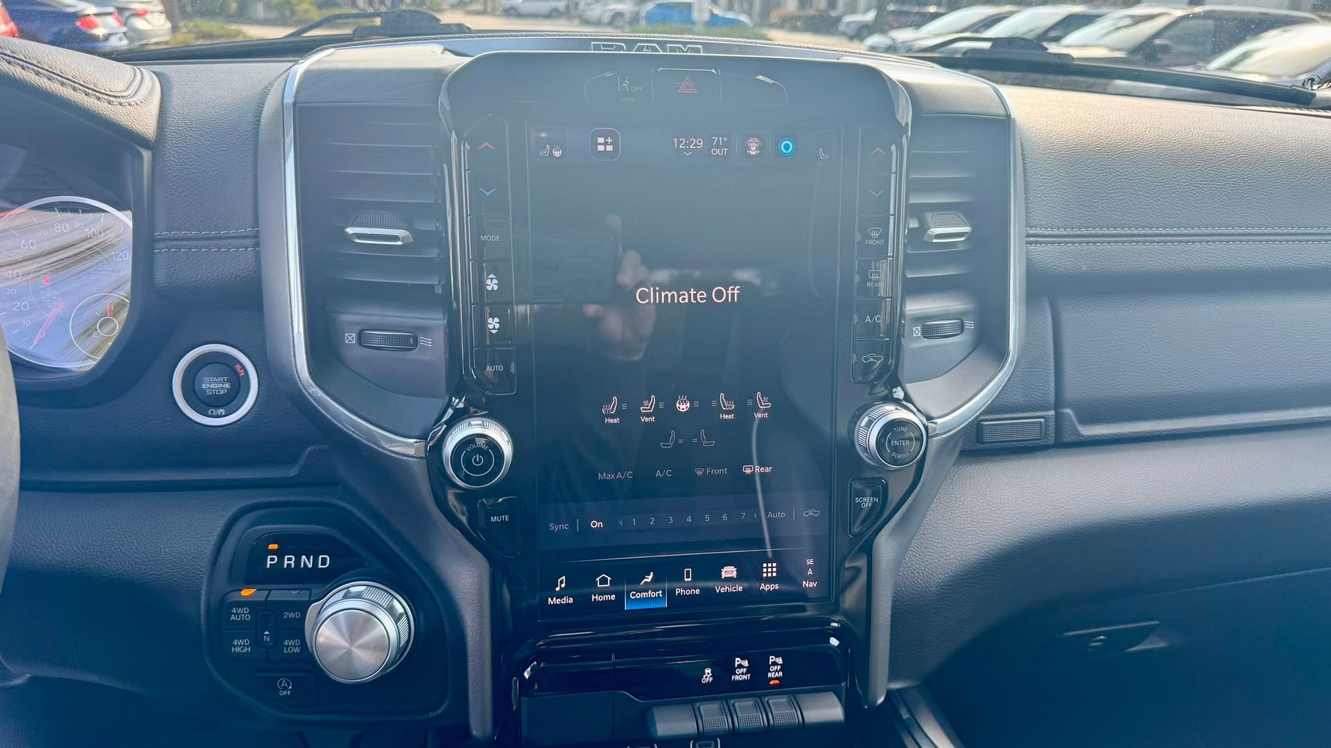 Used 2025 RAM 1500 Laramie image 29