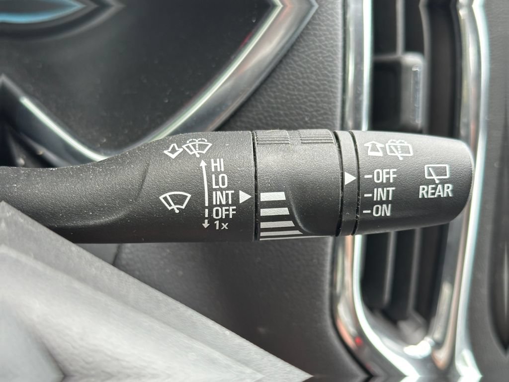 Used 2022 Chevrolet Equinox LT FWD image 28