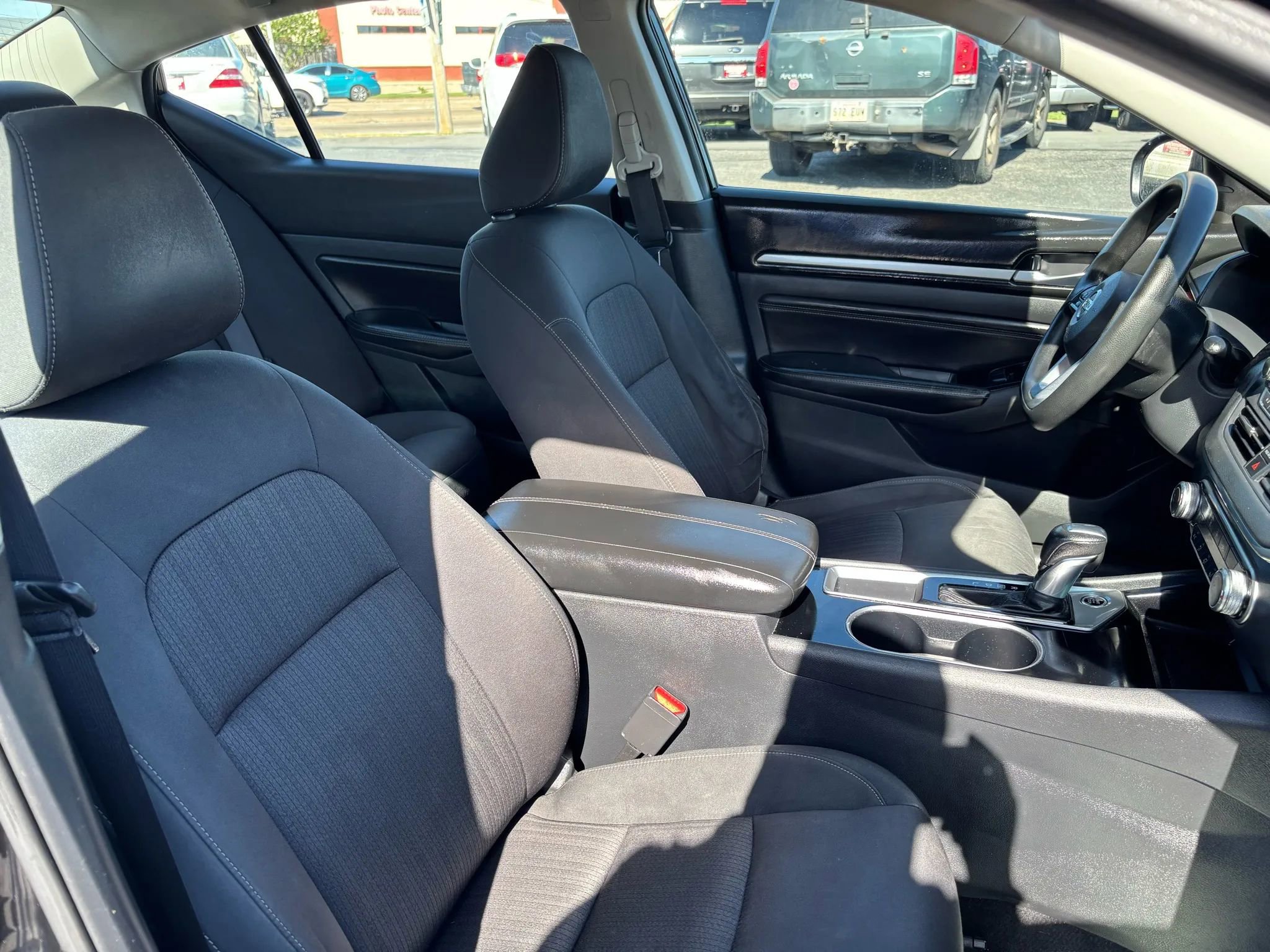 Used 2021 Nissan Altima 2.5 SV image 8