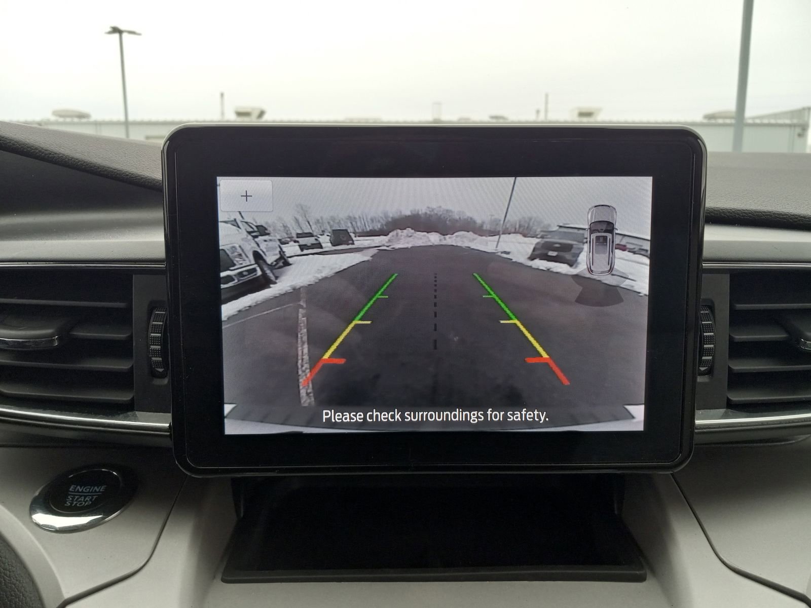 Used 2024 Ford Explorer XLT w/ Equipment Group 202A RWD image 22