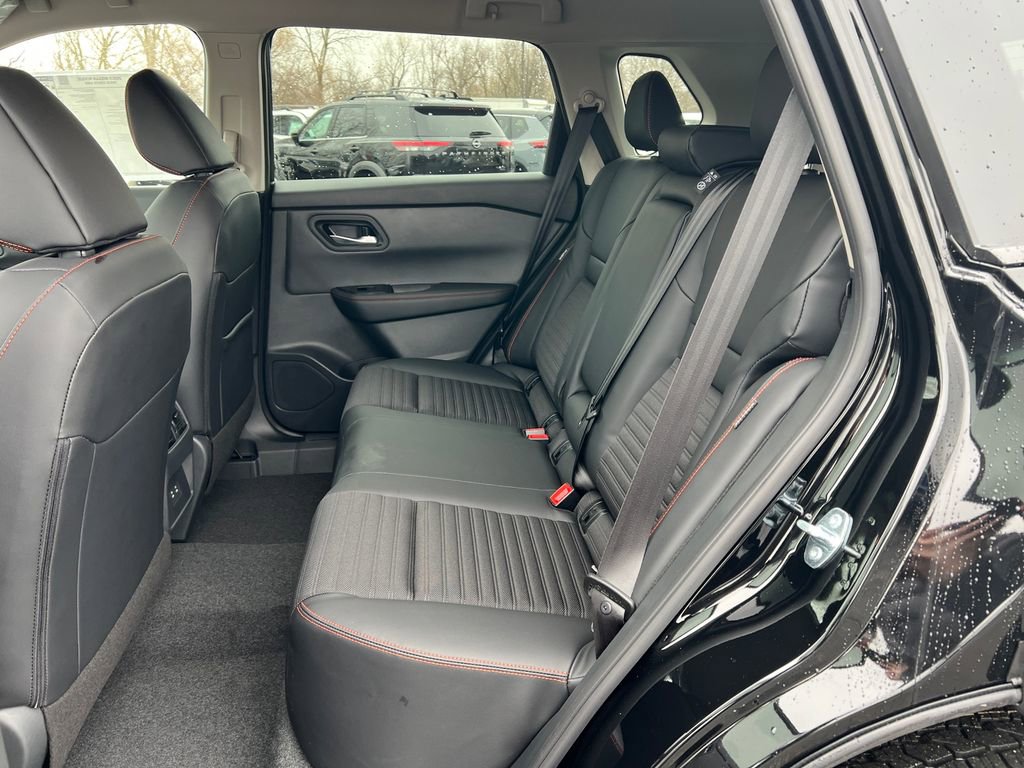 New 2026 Nissan Rogue Rock Creek image 5