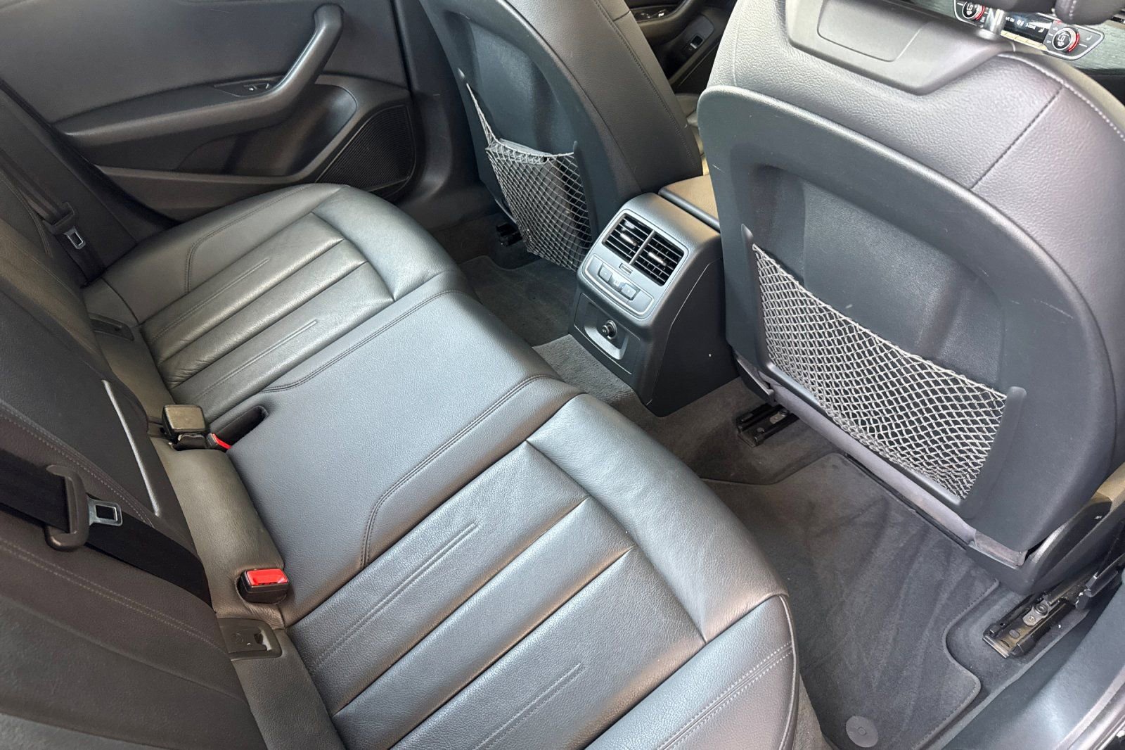 Used 2017 Audi A4 2.0T Premium Plus w/ Premium Plus Package FWD image 17
