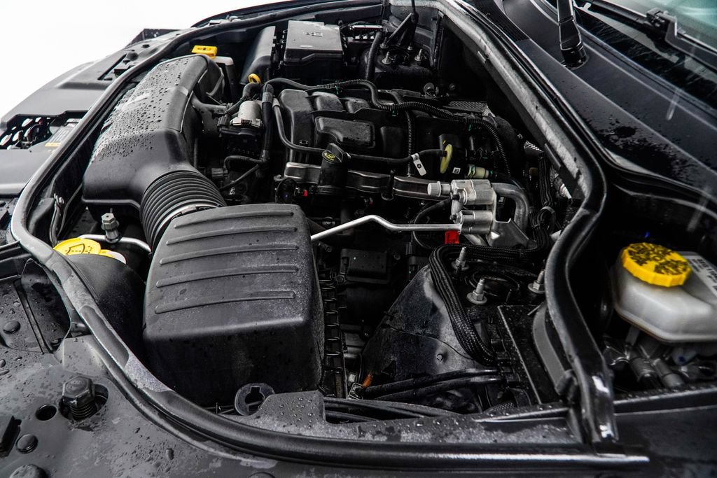 Used 2025 Dodge Durango R/T AWD/4WD image 18