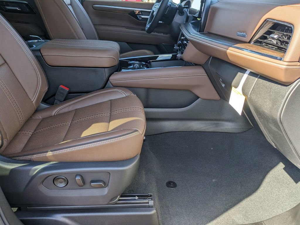 New 2026 Chevrolet Tahoe High Country image 35