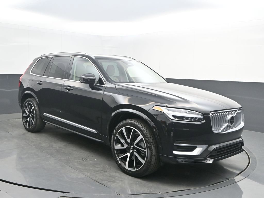 Certified 2023 Volvo XC90 B6 Plus w/ Protection Package Premier image 9