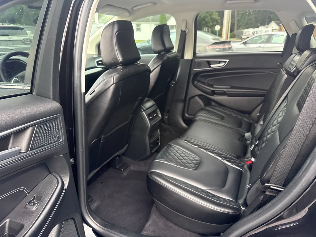 Used 2024 Ford Edge Titanium w/ Equipment Group 301A AWD/4WD image 16