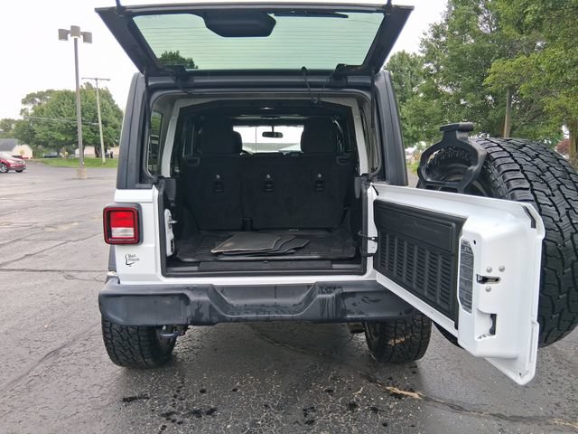 Used 2018 Jeep Wrangler Unlimited Sport AWD/4WD image 5