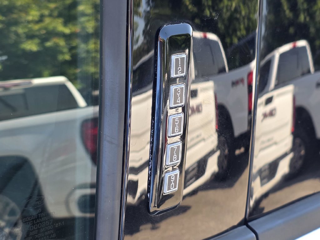 Used 2022 Ford F150 Lariat w/ Max Trailer Tow Package AWD/4WD image 25