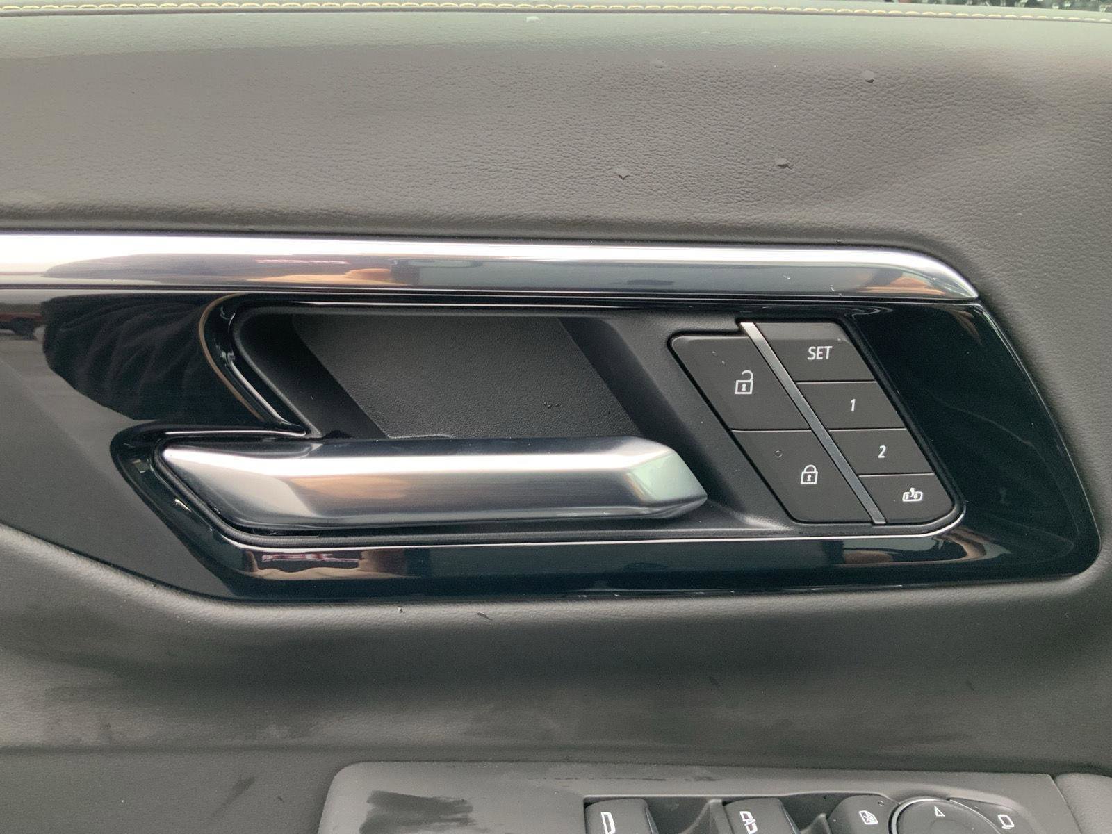 New 2026 Chevrolet Tahoe Premier w/ Sun And Tow Package image 23