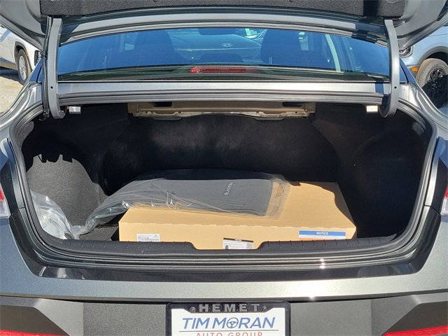 New 2026 Hyundai Elantra SE image 19