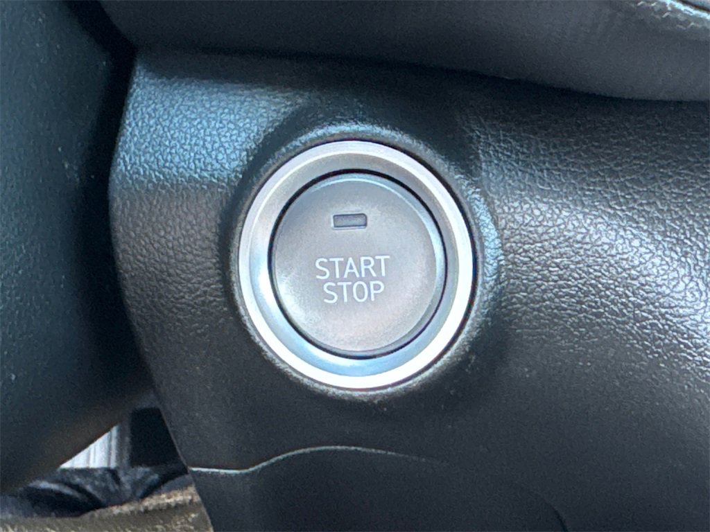 Used 2023 Hyundai Kona SEL image 31