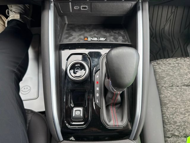 Certified 2024 Chevrolet Colorado Z71 w/ Z71 Convenience Package 2 AWD/4WD image 29