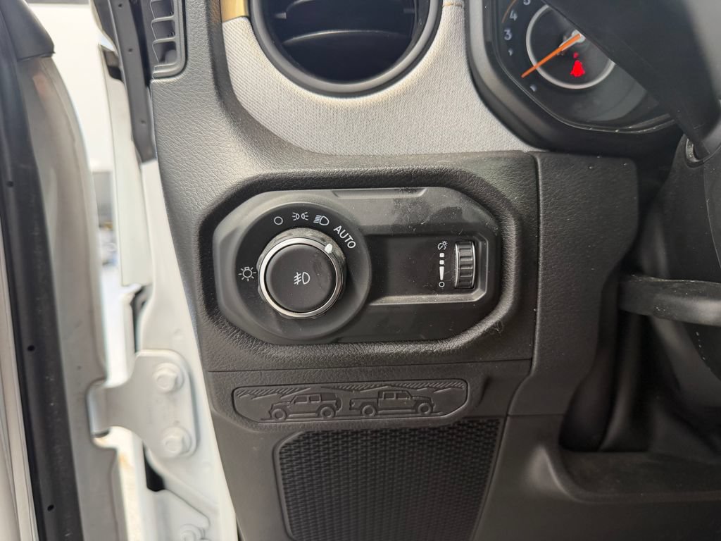Used 2024 Jeep Wrangler Sport AWD/4WD image 23