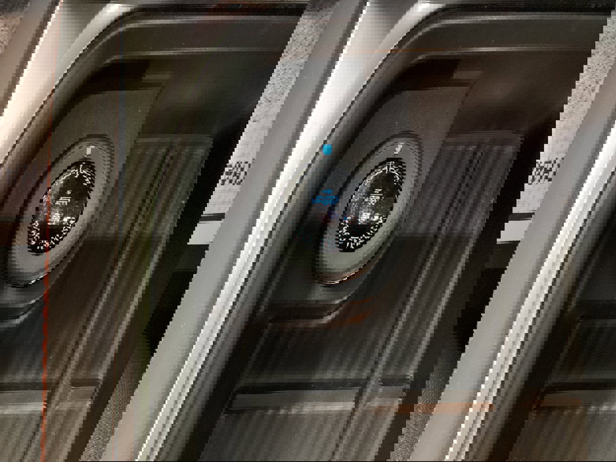 Used 2025 Ford Expedition Active image 28