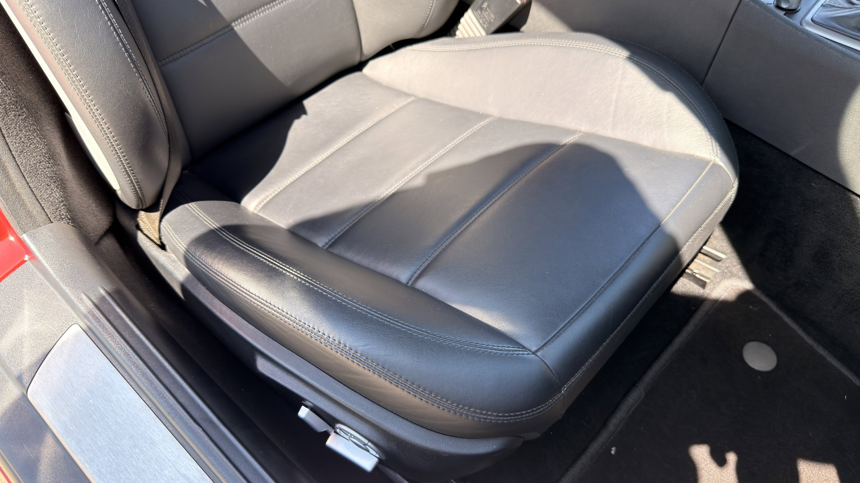 Used 2006 Mercedes-Benz SLK 55 AMG image 36