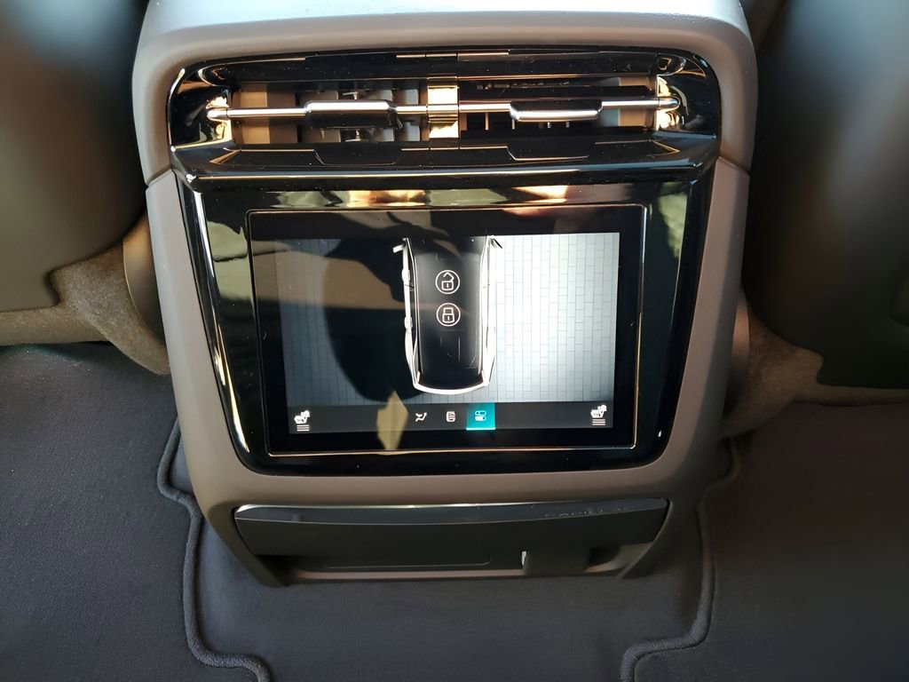 New 2026 Cadillac Escalade IQL Luxury AWD/4WD image 22