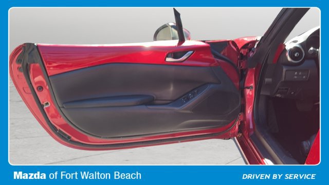 Used 2017 MAZDA MX-5 Miata Grand Touring RWD image 19