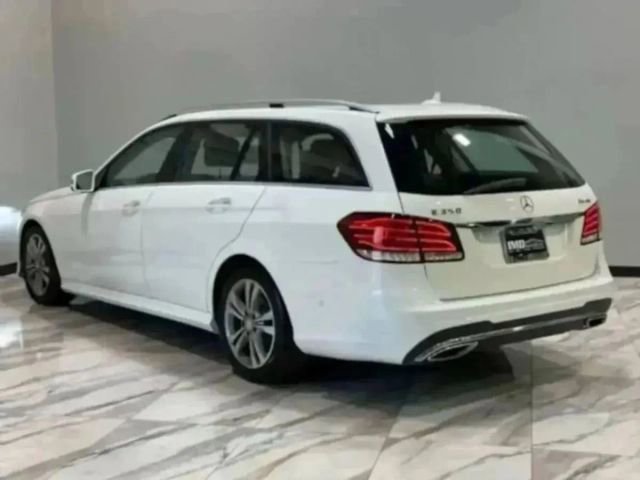 Used 2014 Mercedes-Benz E 350 4MATIC Wagon w/ Premium 1 Package image 38