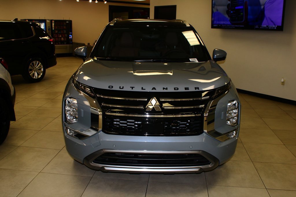 New 2026 Mitsubishi Outlander SEL image 5