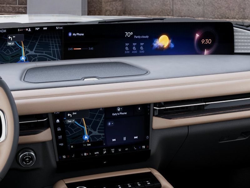 New 2027 Lincoln Navigator Black Label AWD/4WD image 14