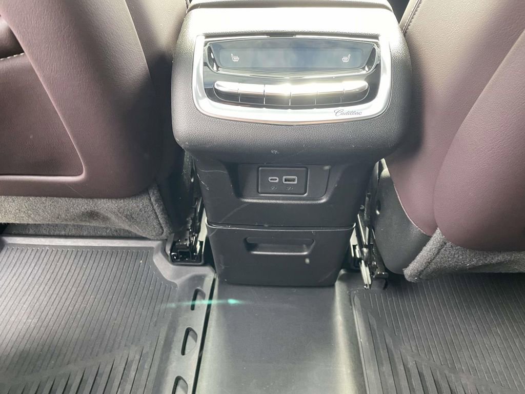 Certified 2023 Cadillac XT6 Premium Luxury image 14