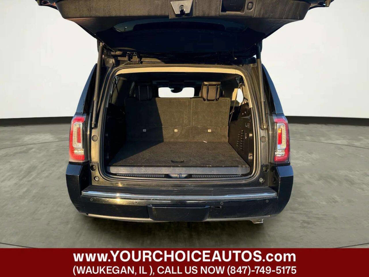 Used 2018 GMC Yukon XL Denali w/ Denali Ultimate Package AWD/4WD image 15