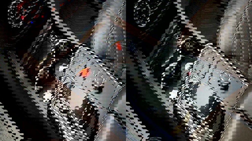 Used 2017 Mercedes-Benz GLS 550 4MATIC image 16