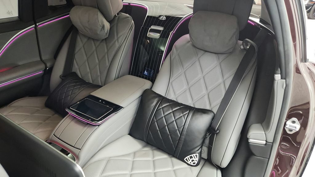 Used 2022 Mercedes-Benz Maybach S 580 4MATIC image 39