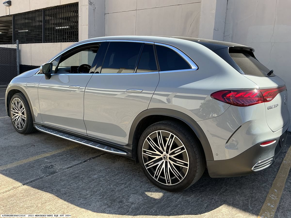 Used 2023 Mercedes-Benz EQE 350+ SUV image 5