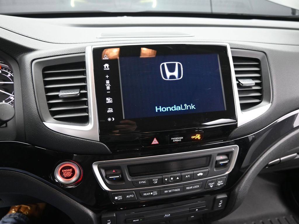 Used 2017 Honda Pilot Touring image 36