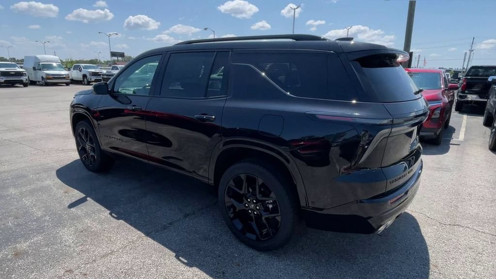 New 2026 Chevrolet Traverse RS w/ LPO, Floor Liner Package AWD/4WD image 8