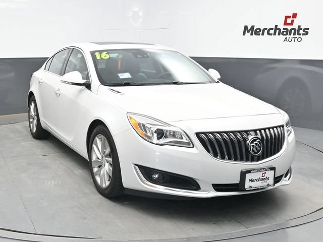 Used 2016 Buick Regal Premium w/ Driver Confidence Package #1