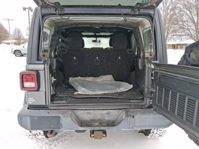 Used 2018 Jeep Wrangler Unlimited Sport image 6