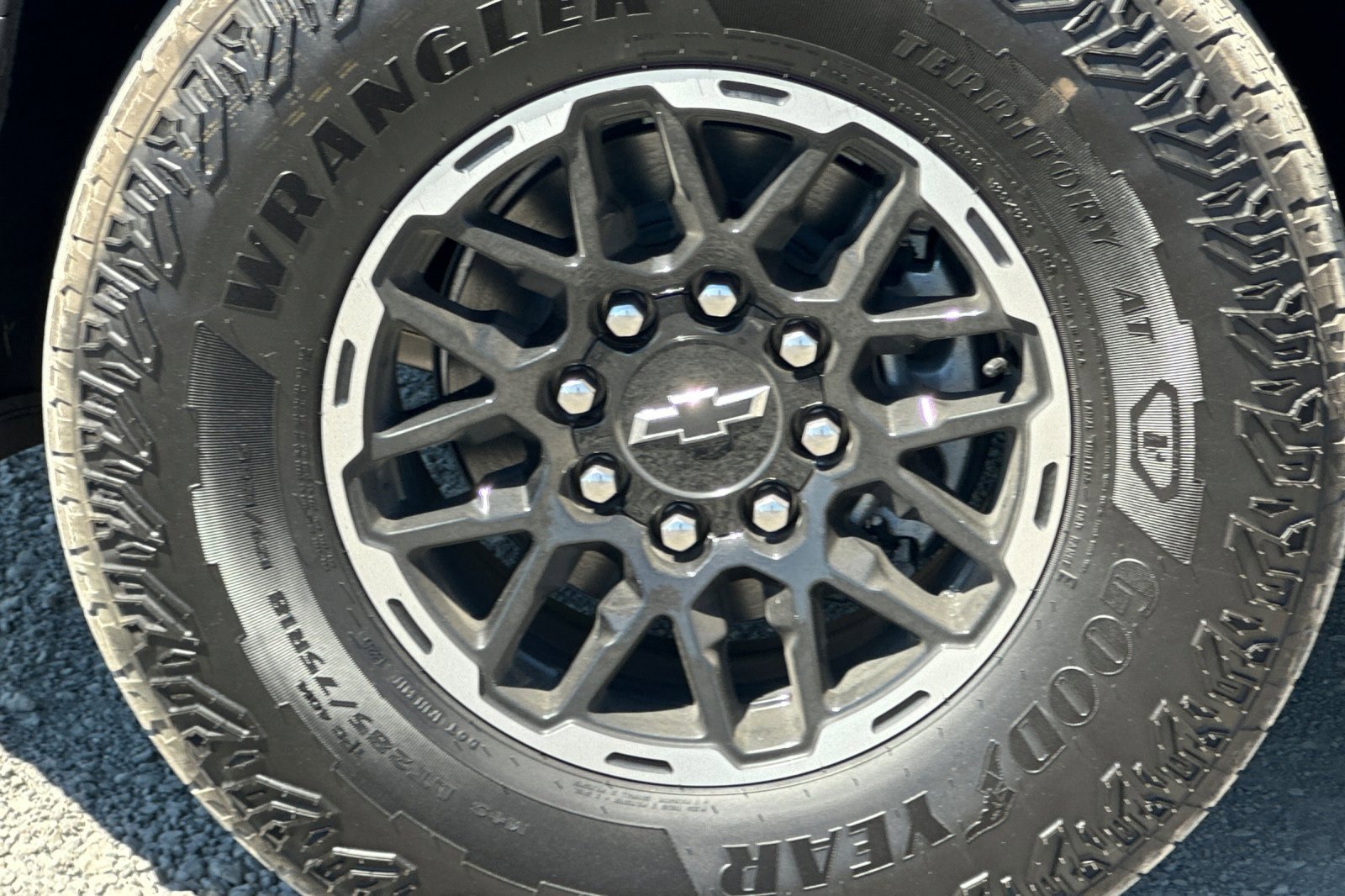 New 2026 Chevrolet Silverado EV Trail Boss image 29