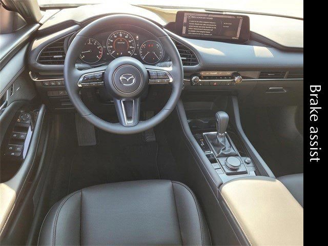 New 2025 MAZDA MAZDA3 Hatchback w/Premium Plus Pkg image 13