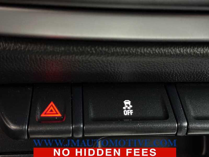 Used 2022 Chevrolet Colorado LT w/ Redline Special Edition image 34