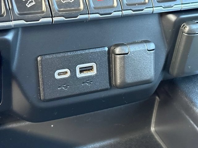 Certified 2021 GMC Sierra 1500 AT4 AWD/4WD image 22