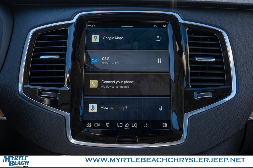 Used 2023 Volvo XC90 B6 Plus image 20