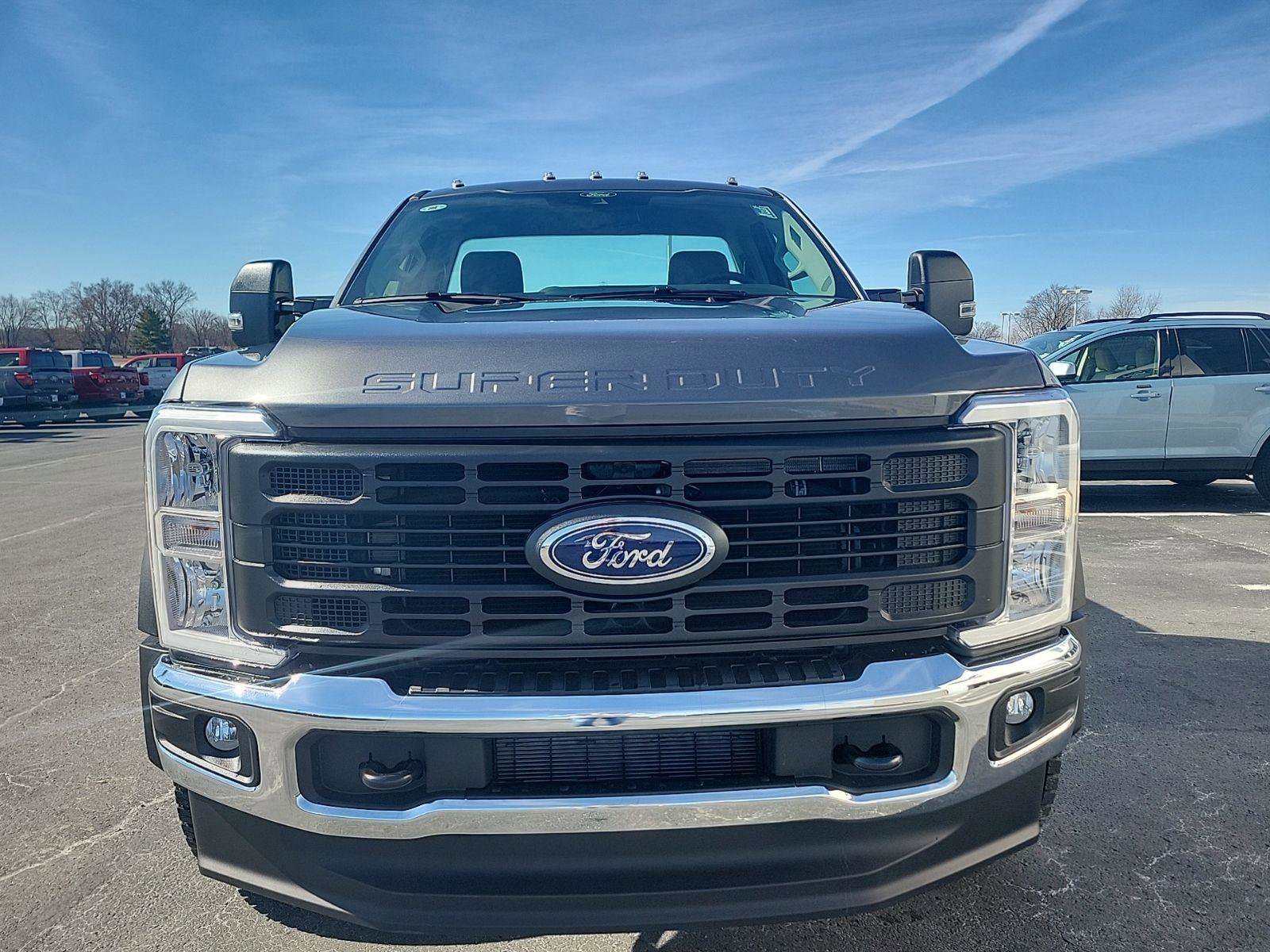 New 2026 Ford F450 XL w/ XL Driver Assist Package AWD/4WD image 2